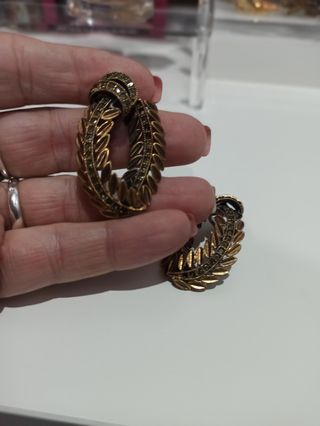 Pendientes CH dorados y grises