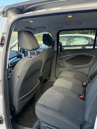 Ford Grand C-MAX 2014