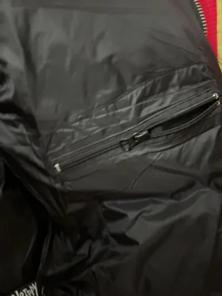 Chaquetón unisex con capucha