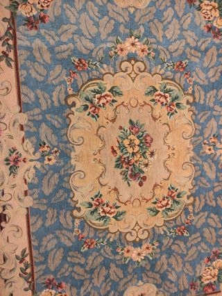 Alfombra grande floral beige y azul