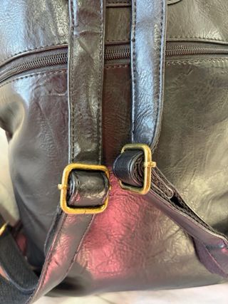 Mochila de piel búfalo en color negro