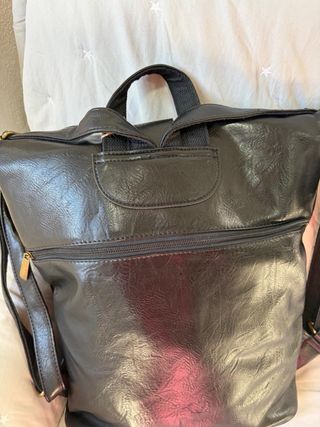 Mochila de piel búfalo en color negro