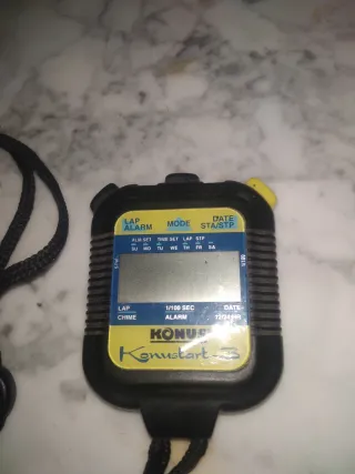 Cronómetro Konus Konustart-3 con cordón