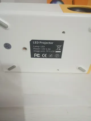 Mini proyector Vamvo LED