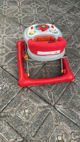 Andador bebé regulable en altura con música y luce