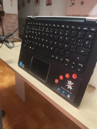 Portátil Lenovo Yoga 300 blanco/negro