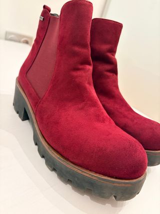 Botas granates de ante con plataforma