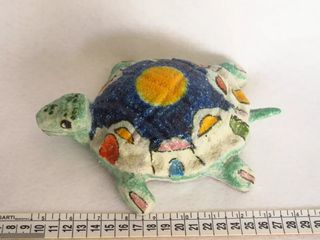 Tartaruga in ceramica dipinta artigianale