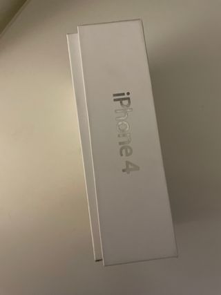 iPhone 4 Blanco con Cargador y caja