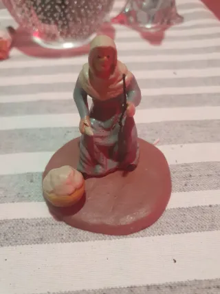 Figura Belén Terracota Mujer