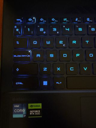 PC Gaming MSI Stealth 16 Studio A13VG RTX 4070