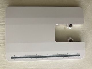 Máquina de coser Sigma 350 y mesa nuevas.