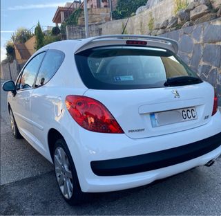 Peugeot 207 1.6 GT