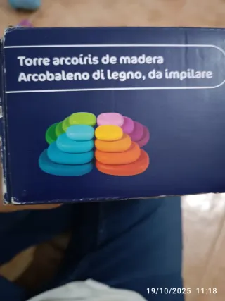 Torre Arcoiris Montessori in Legno