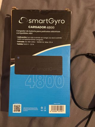 Cargador SmartGyro 48V para patinetes