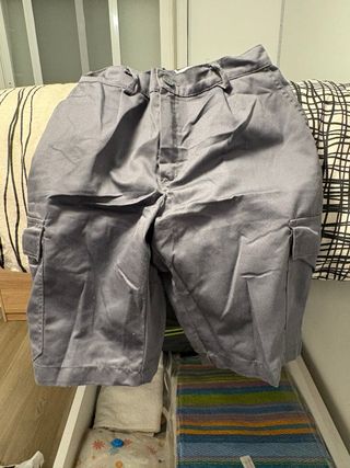 Pantalón corto de trabajo gris