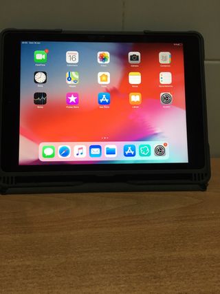 Apple iPad Air 16GB Argento