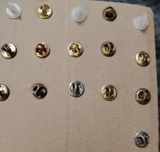 Lote de 16 Pins de Equipos de Fútbol Catalanes