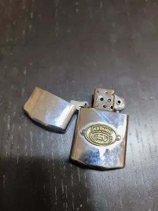4 accendini tipo Zippo