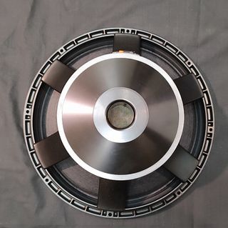 Altavoz RCF 15” L15P530 8Ohm Nuevo cono, driver