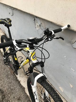 Bicicleta MTB marca AFX Conor 26" talla S