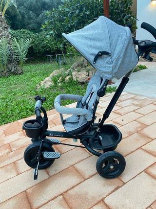 Triciclo KinderKraft Aveo Gris