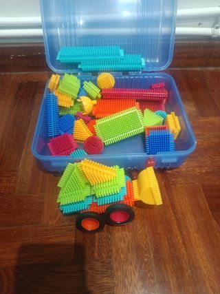Juguetes de construcción con maletín