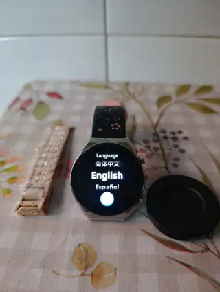 Xiaomi Watch S1 - con varias correas.