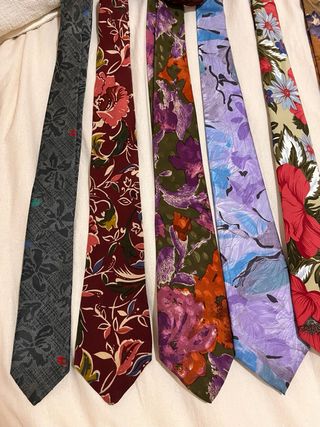 Liquidación corbatas – lotes baratos