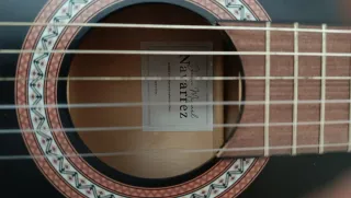 Guitarra Clásica Navarrez 4/4 Negra
