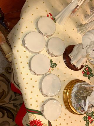 Figuras de porcelana Carlos, con 6 bases