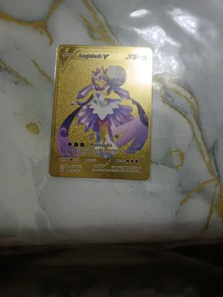 Carta Pokémon Aegislash V Dorada
