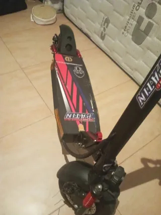 Patinete eléctrico todoterreno