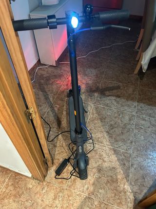 Patinete Eléctrico Xiaomi Mi 3 semi nuevo negociab