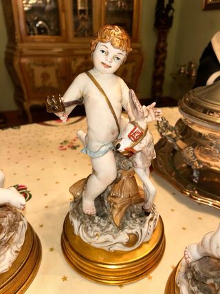 Figuras porcelana niños 4 estaciones. Acepto ofert