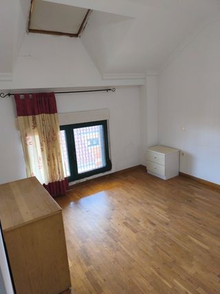 Dúplex 3 hab, 2 baños,2 garajes y trastero