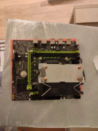 Placa Mãe X99 com Cooler e  Xeon2680