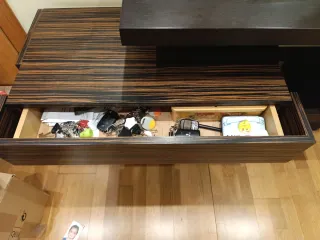 Recibidor de pared con espejo