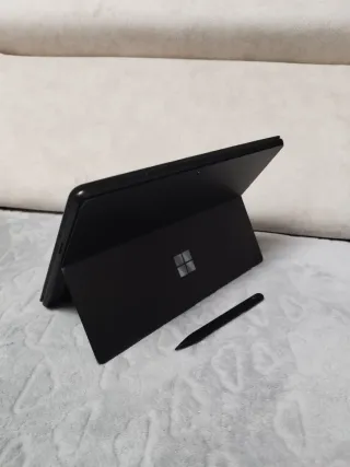 Surface Pro 9 i7 16GB RAM 1TB SSD