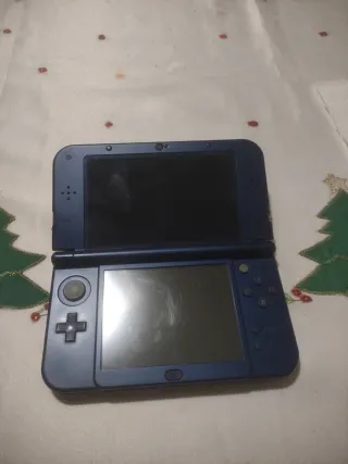Nintendo 3DS XL Azul con cargador