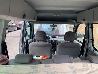 Renault Kangoo 2004 con remolque
