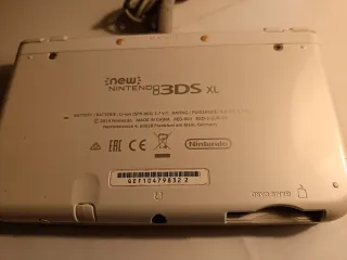 Nintendo 3DS XL Blanca + Accesorios