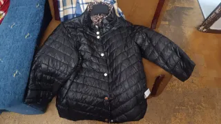 Cazadora acolchada negra