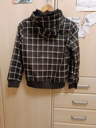 Chaqueta niño cuadros con capucha