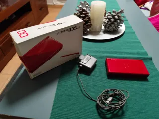 Nintendo DS Lite Roja + Caja