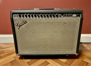 Fender Ultra Chorus Amplificador Guitarra
