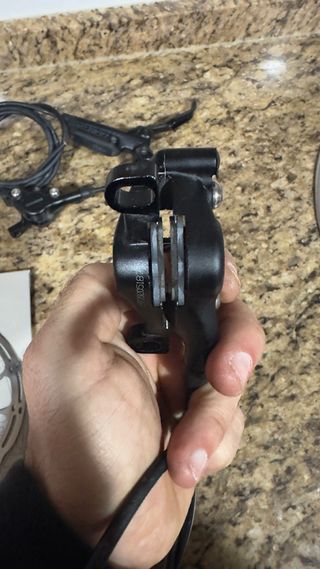 Frenos SRAM LEVEL TLM 2024