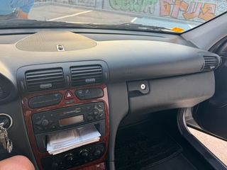 Coche Mercedes clase C,  muy bien cuidado