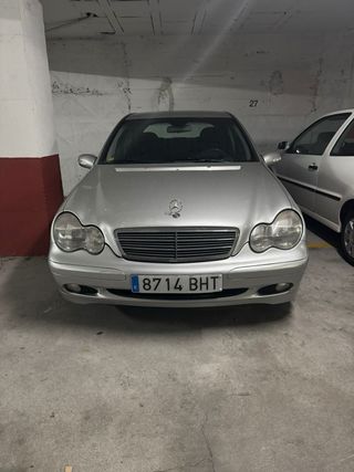 Coche Mercedes clase C,  muy bien cuidado