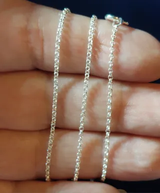 Cadena y Pendientes de Plata de Ley